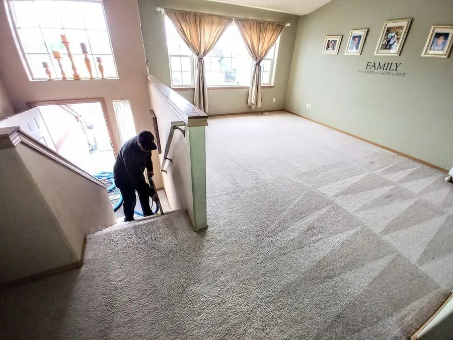 BJ cleaning residential carpet in Spangle WA